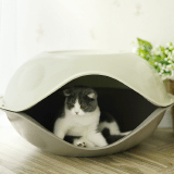 Covered Pet Sleeping Kennel
